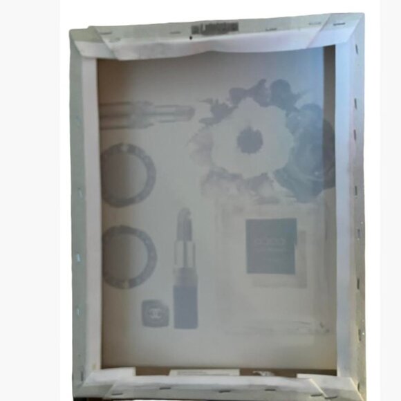 Chanel Beauty Products Glittery Canvas Glam Art  EUC  Like New - Picture 3 of 7